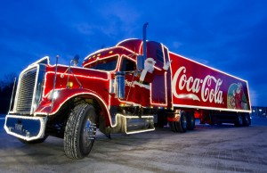 Coca-Cola Weihnachtstruck und Santa Claus (Foto: Roth & Lorenz GmbH)