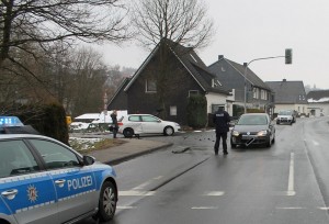 Unfall auf der Schubertstraße (Foto: Polizei Olpe)